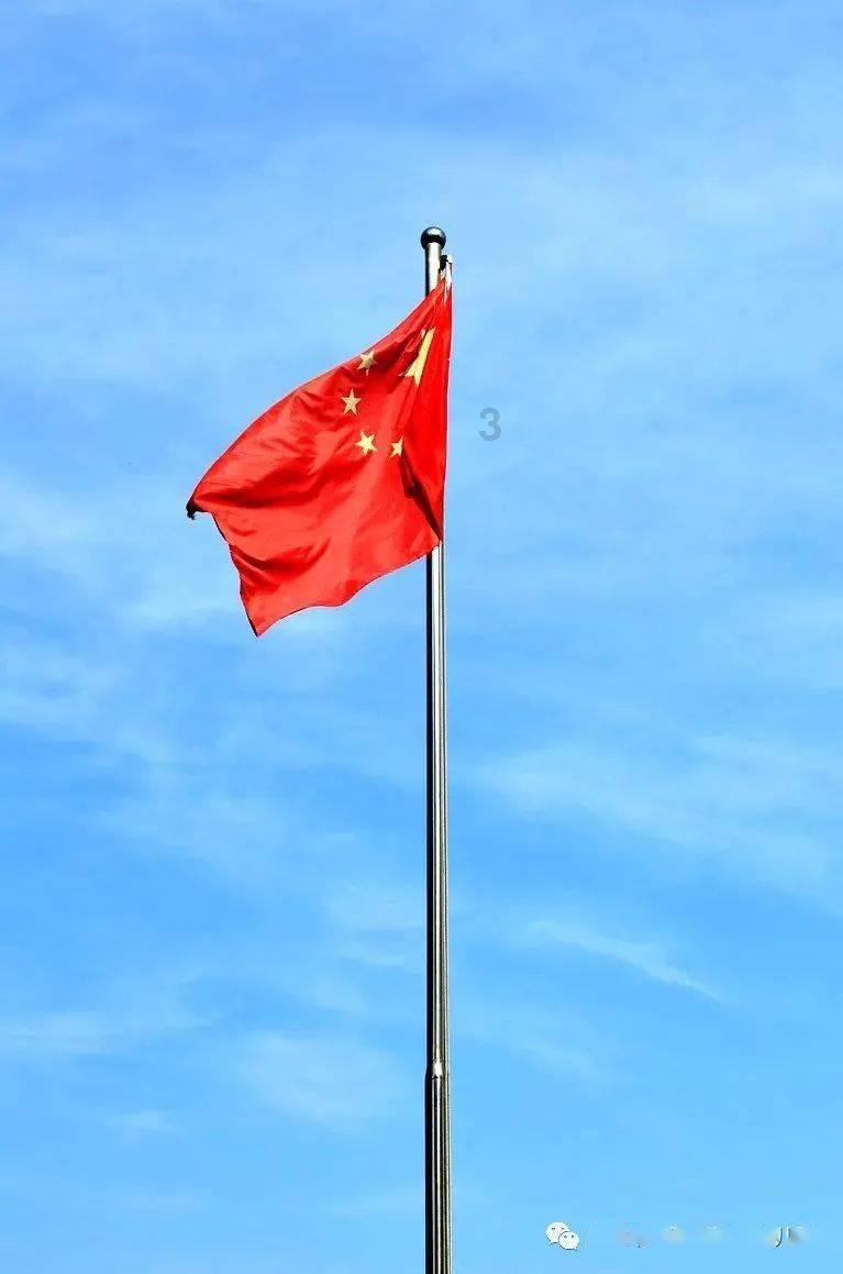 京东和华为联名推出龙年有围全家桶礼盒，带来龙角围巾